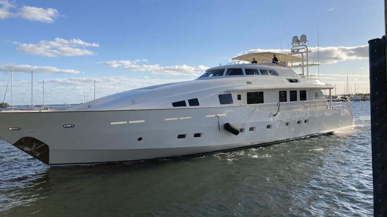 The Angeles Yacht 130ft