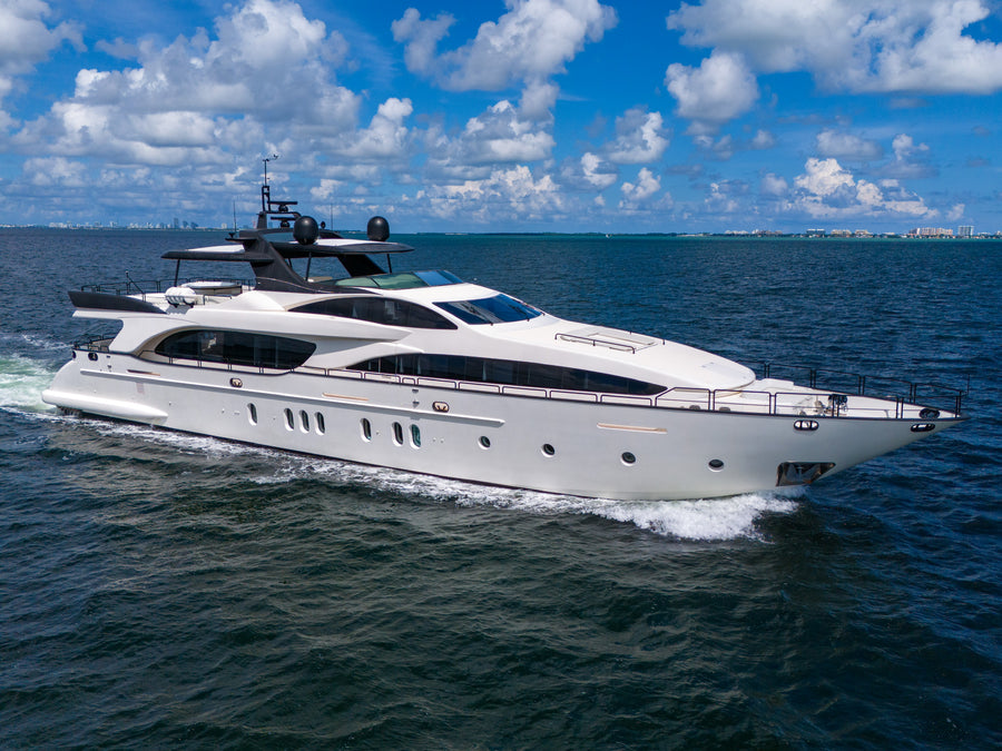 The Azimut 150ft yacht rental in Miami on Biscayne Bay