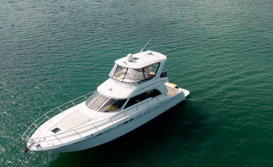 The Navigator 55ft private yacht charter Miami for group events