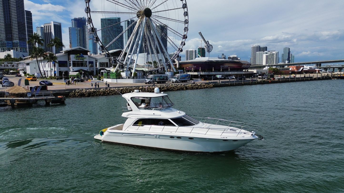 55ft luxury yacht rental Miami with skyline views
