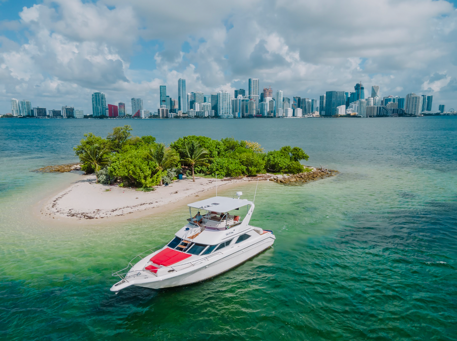 The Epic I 55ft yacht rental in Miami on Biscayne Bay