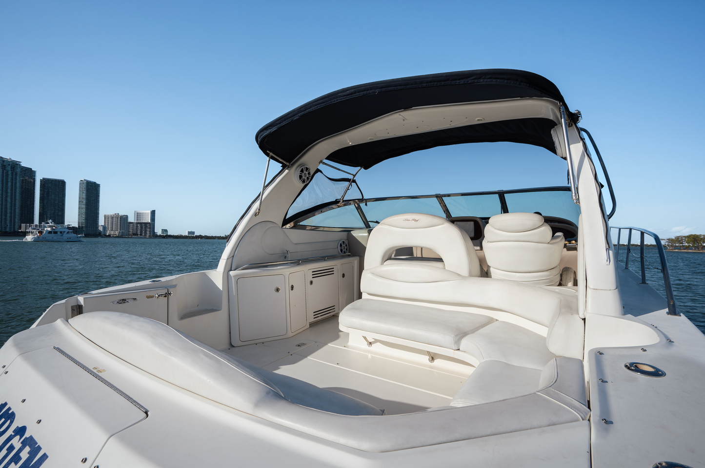 The Gem 45ft Miami yacht charter for sandbar and sunset cruises