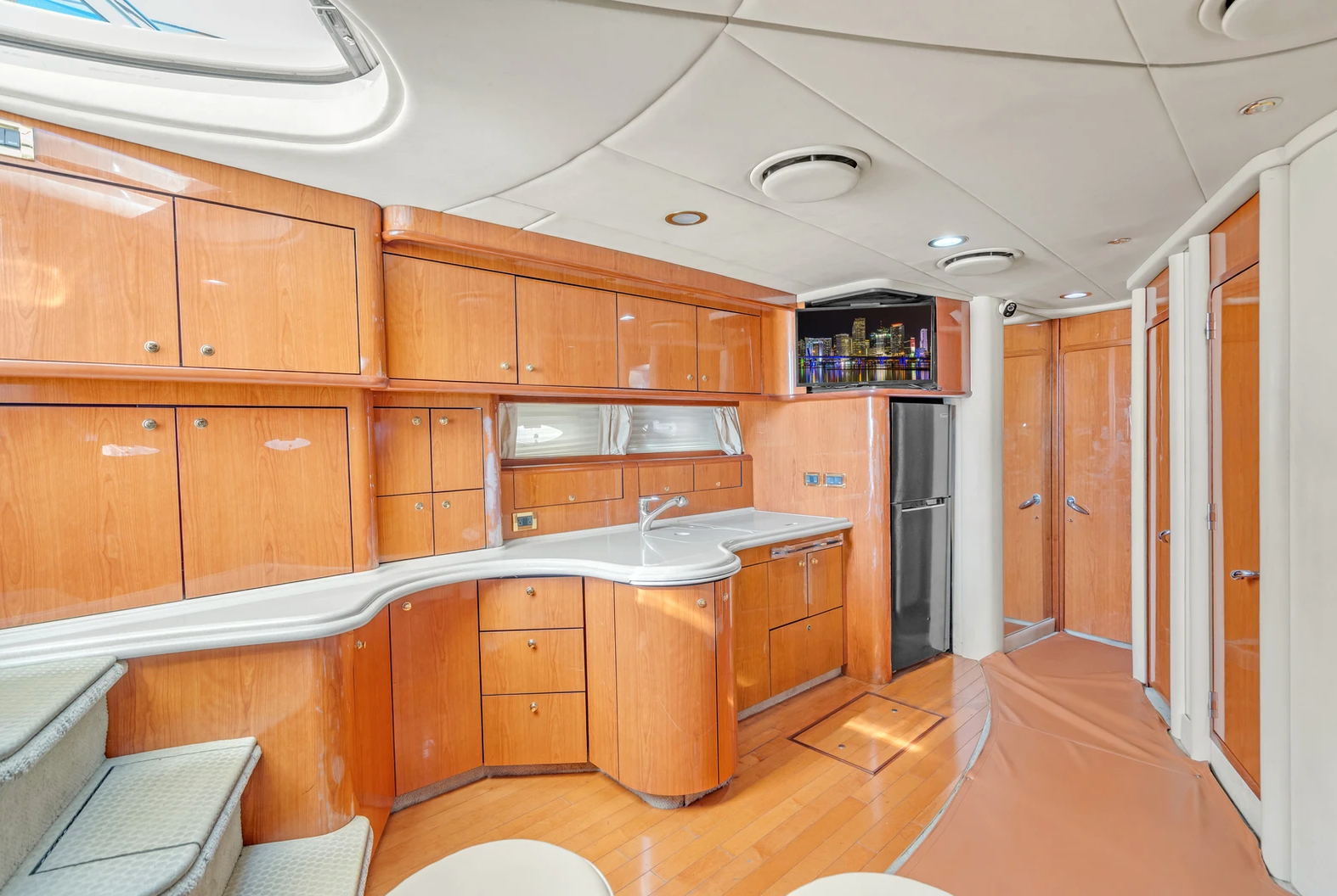 The Ay 60ft Biscayne Bay yacht charter with Miami Beach views